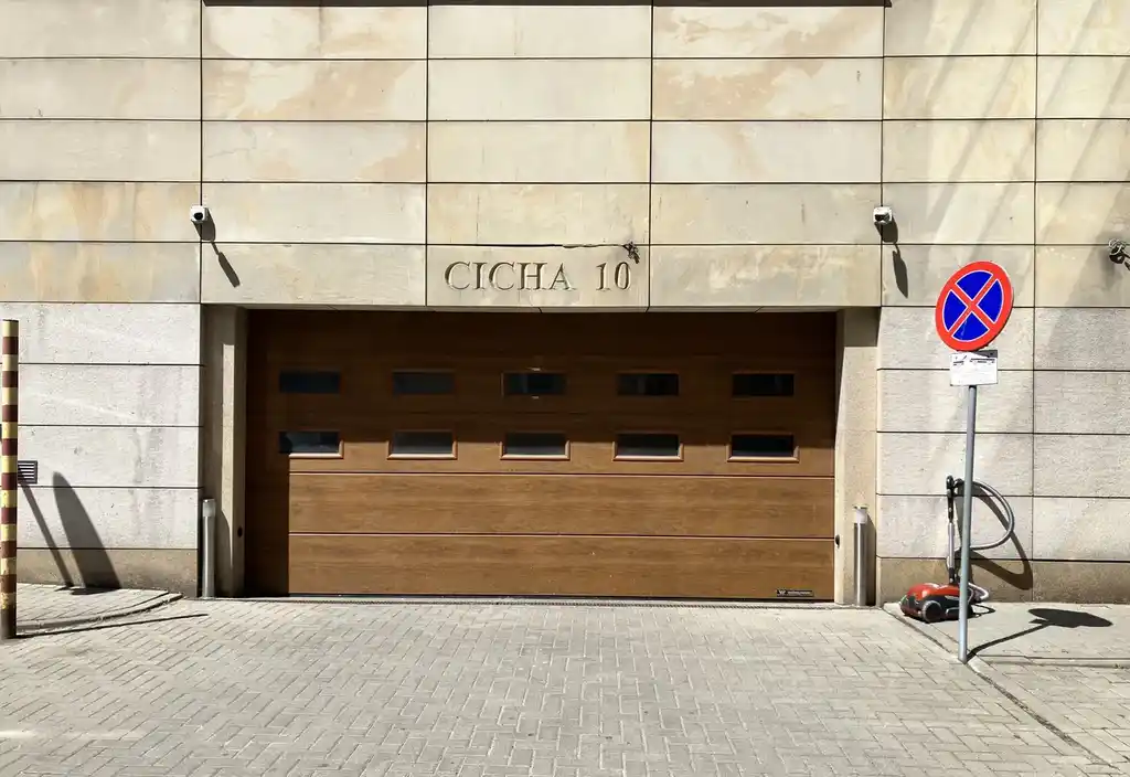 Cicha 10 mieszkanie 42 m2 + garaż w budynku - zdjęcie 9