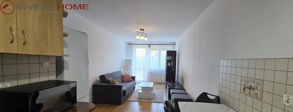 Koszarowa 17 blok, piwnica, balkon - zdjęcie 2