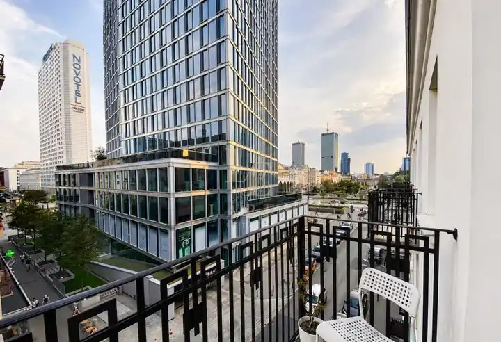 Centrum Warszawy | 2 pokoje | 63 m² | Balkon