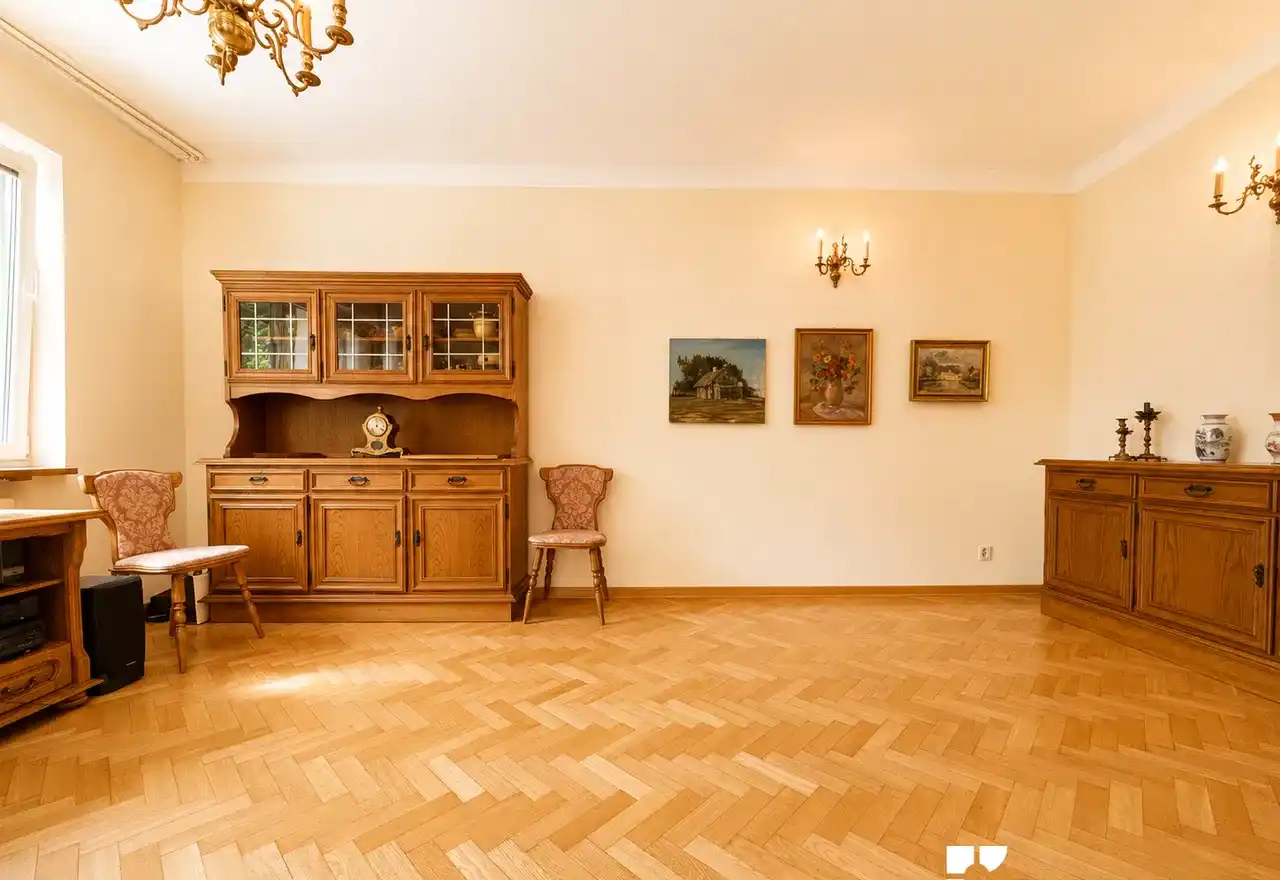 Wspaniały 7 pokojowy dom na wynajem | Dla rodziny lub na biuro | Ogród - zdjęcie 3