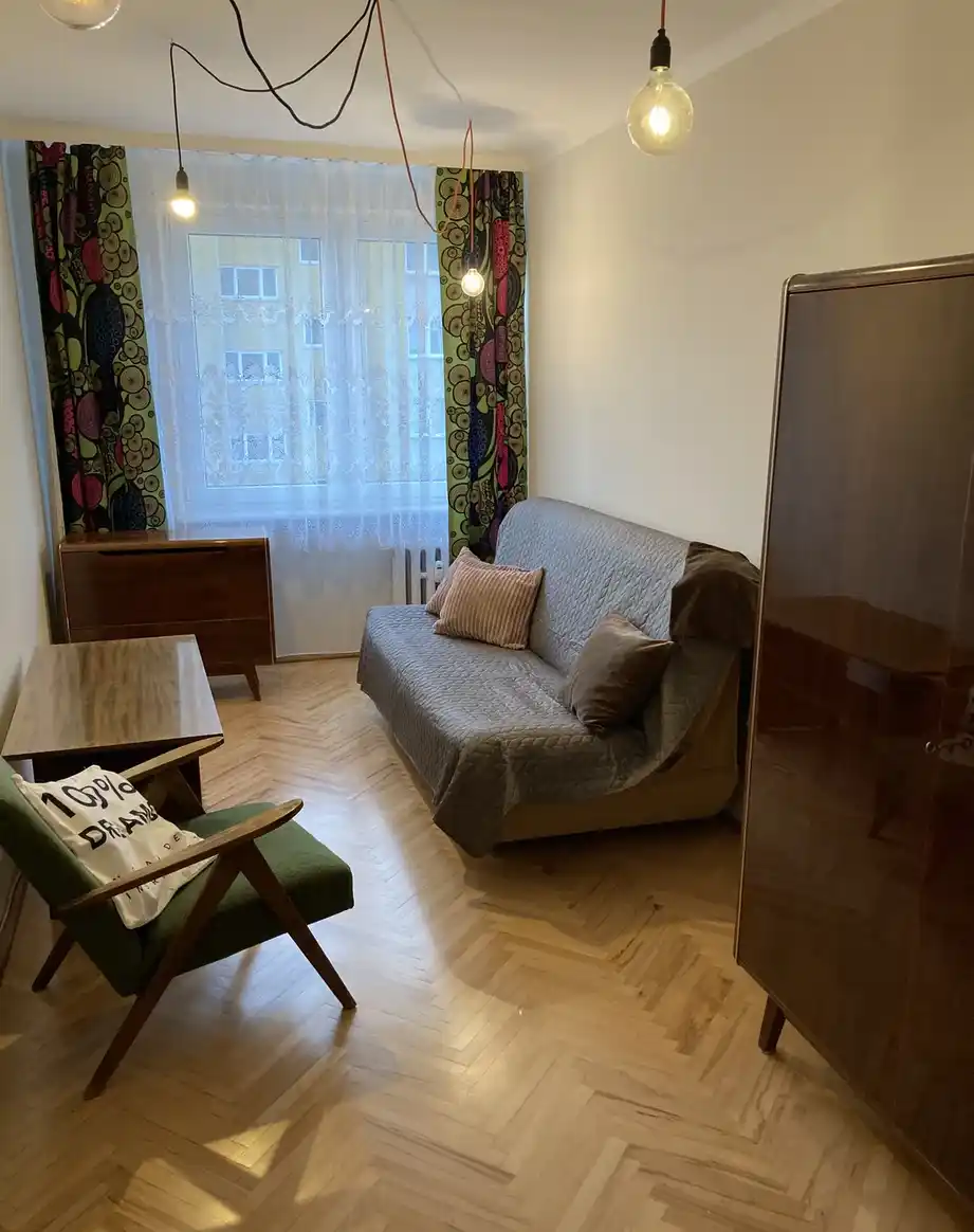 Przestronne mieszkanie z balkonem w Kielcach - zdjęcie 7