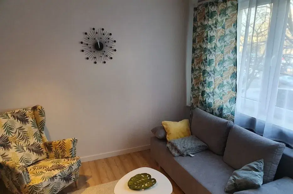 Wynajmę wyjątkowo zadbaną kawalerkę, ok.35m2,Warszawa ul Dąbrowskiej 5 - zdjęcie 2