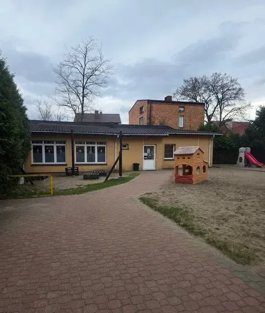 Dom na wynajem w Kobyłce - zdjęcie 3