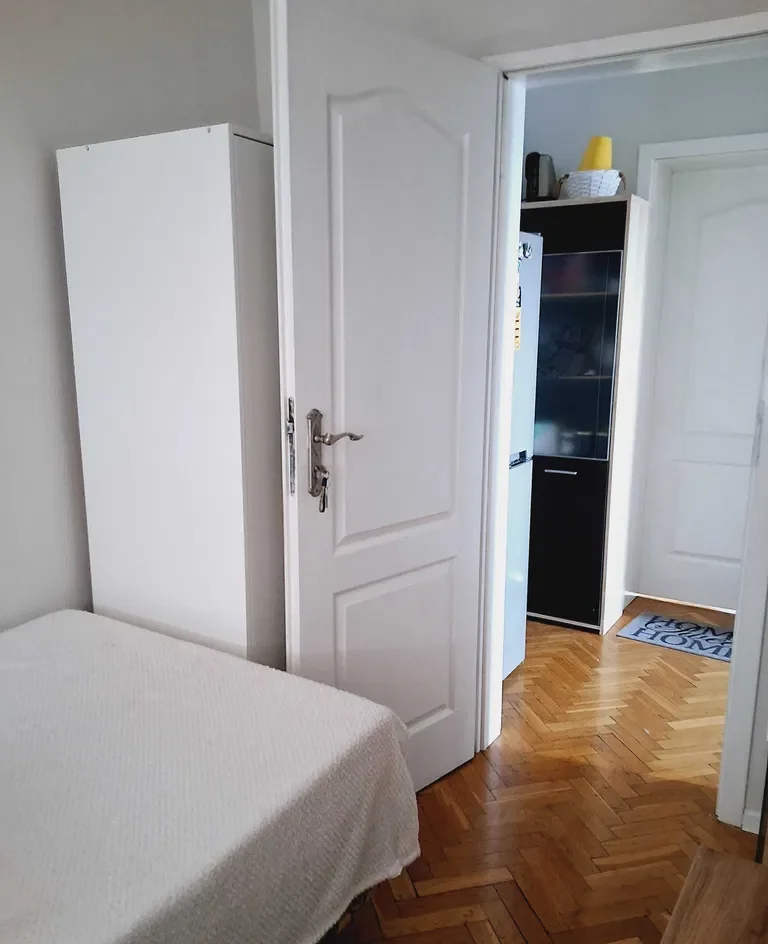 Pokój dla kobiety, wszystko wliczone - zdjęcie 3