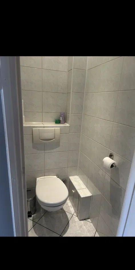 Przestronne mieszkanie 77m2 z garażem w Kielcach (os. Baranówek) - zdjęcie 9