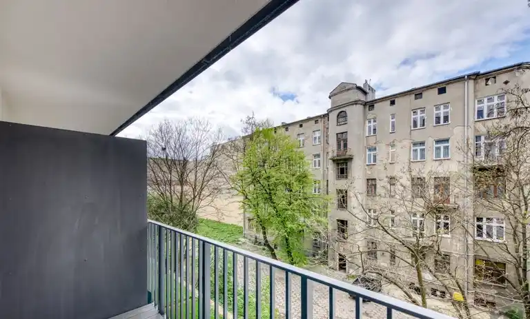 Komfortowe studio w apartamentowcu w Łodzi - zdjęcie 5