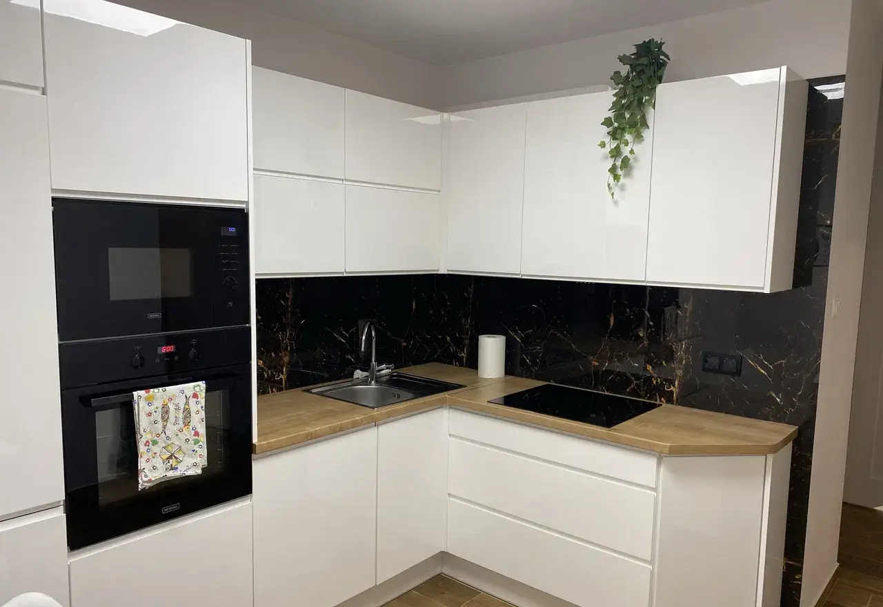 Wynajme mieszkanie 42 m2 plus ogrodek Żabiniec