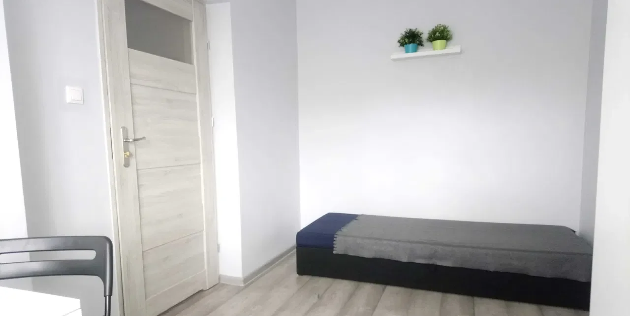 Pokój jednoosobowy | Żwirki i Wigury 59, Ochota | BEZ PROWIZJI | od 31.05 | 1423 - zdjęcie 2