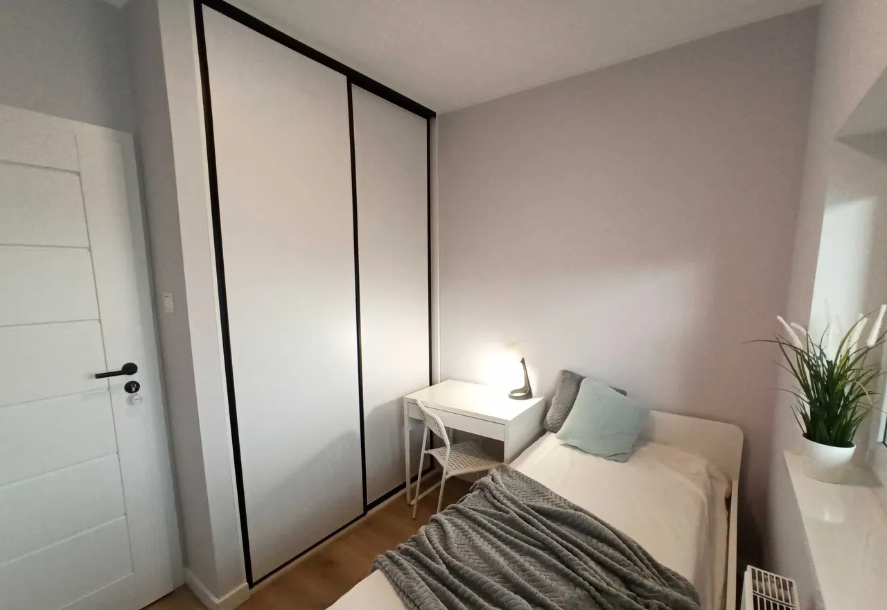 Duże  rozkładowe mieszkanie 80 m2 5 pok. loggia ul. Tatarkiewicza - zdjęcie 5