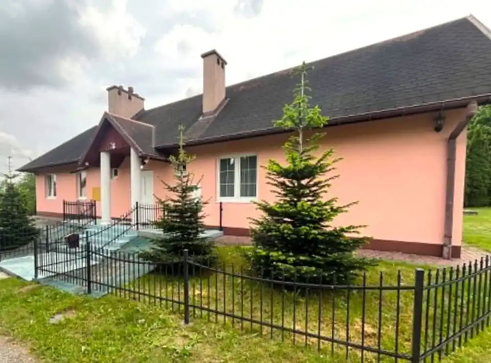 Dom wolnostojący w Chmielniku na wynajem! - zdjęcie 3