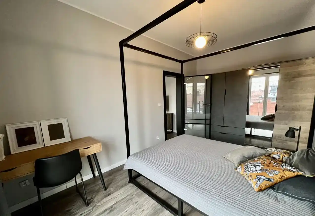 Mieszkanie w Apartamentowcu w Centrum - zdjęcie 5