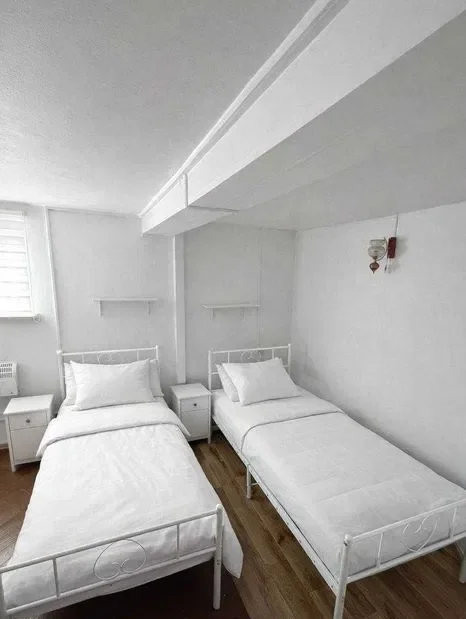 Nowy Hostel Warszawa Powstańców Śląskich - zdjęcie 4