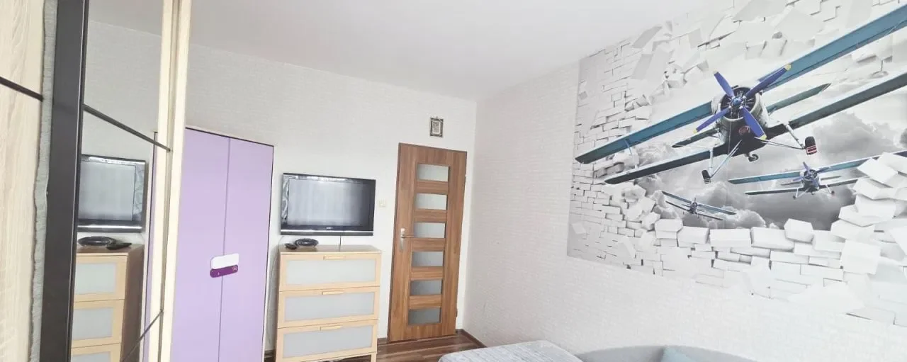 Przestronne 3 pokoje z balkonem - zdjęcie 5