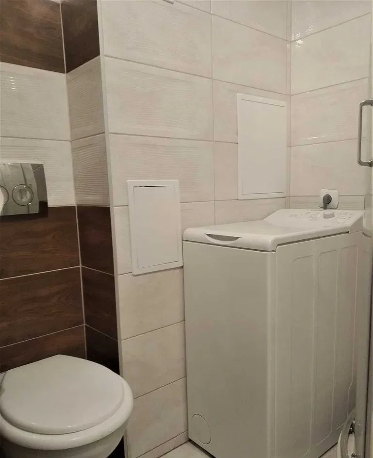 Wynajmę pokój zamykany na klucz, w bloku na parterze, bezpośrednio - zdjęcie 8