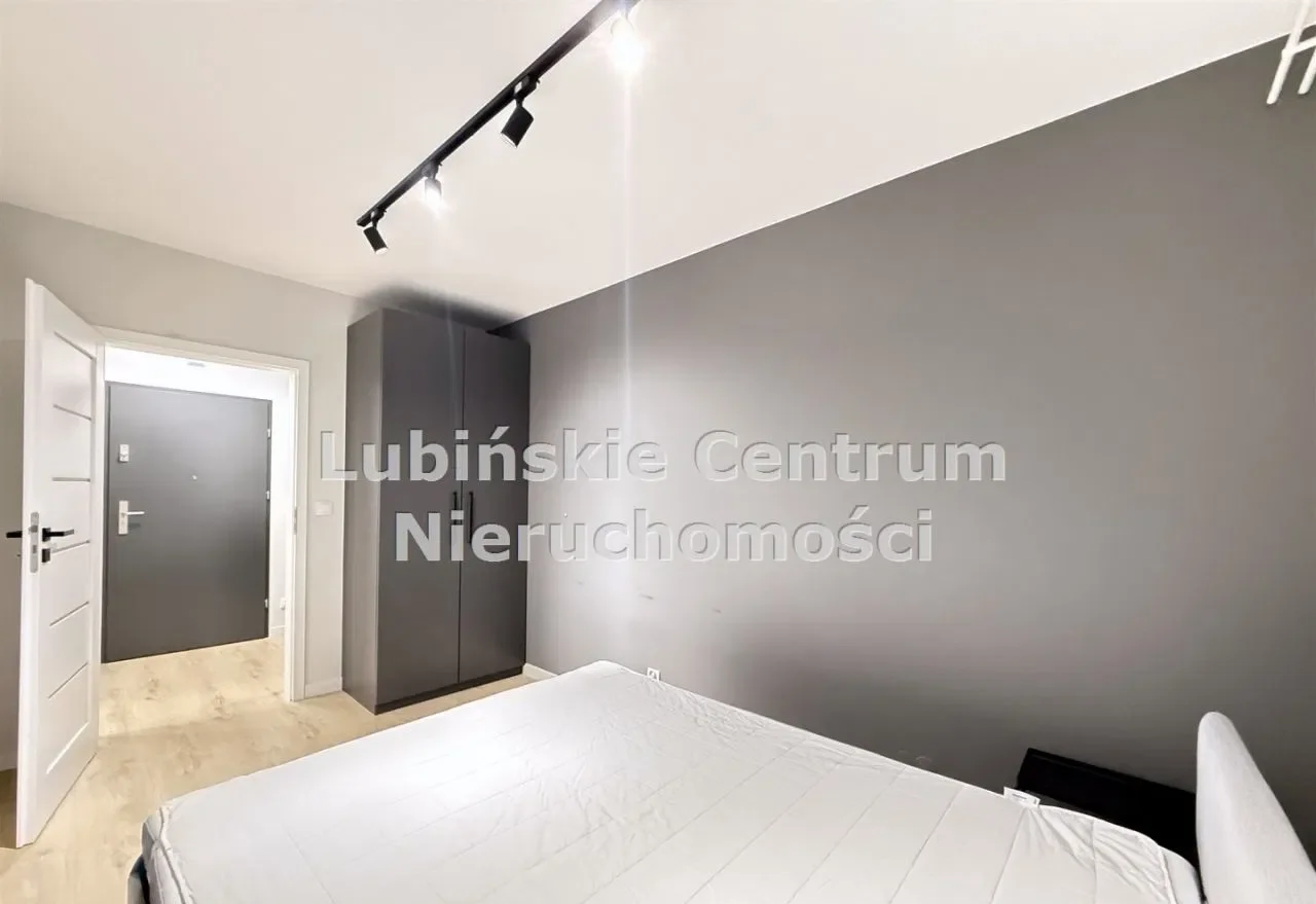 2-pokojowe mieszkanie z balkonem w Lubinie - zdjęcie 7