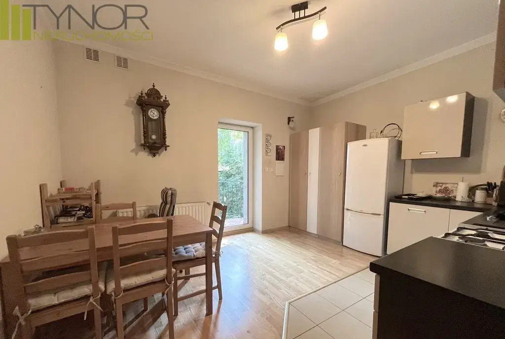 Syrokomli Ujejskiego, 2 osobne pokoje 63 m2 balkon - zdjęcie 9