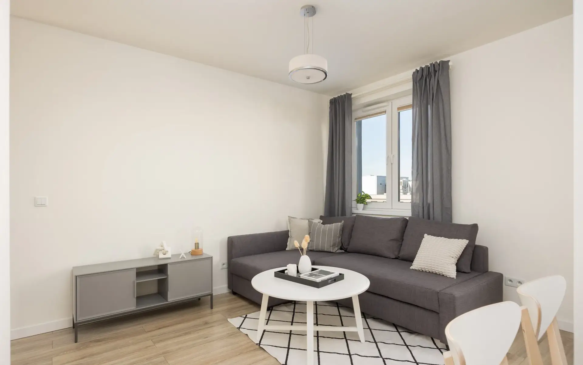 Duży balkon |  Przyjazne zwierzętom | Bez ukrytych opłat - zdjęcie 4