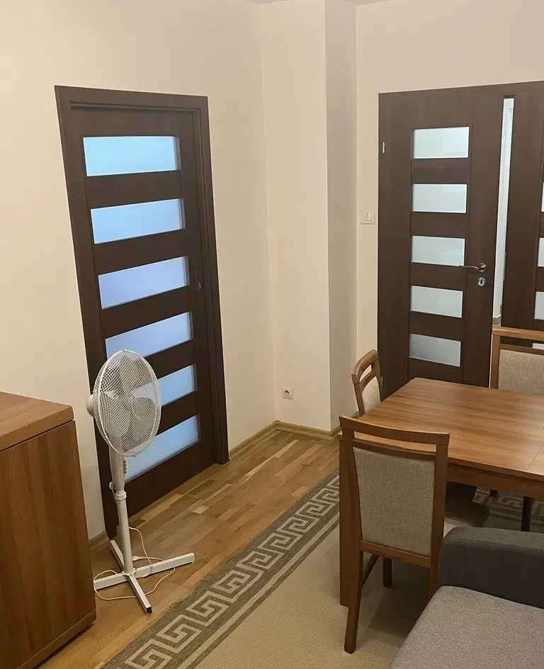 Przytulne mieszkanie 3-pokojowe z balkonem - zdjęcie 3