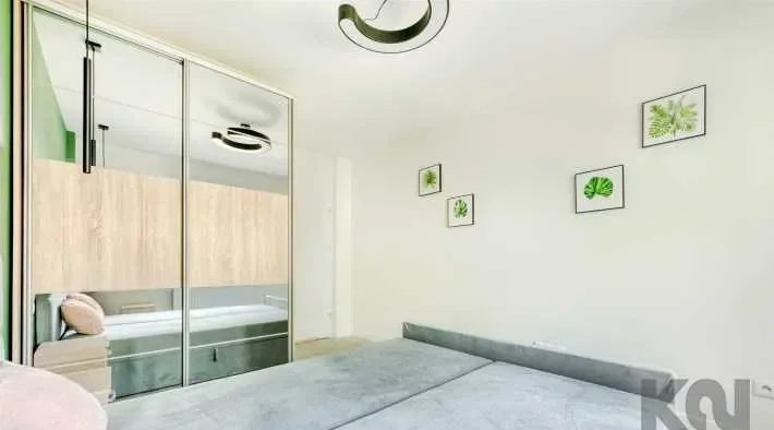 Funkcjonalny apartament przy ul. Różyckiego - zdjęcie 7