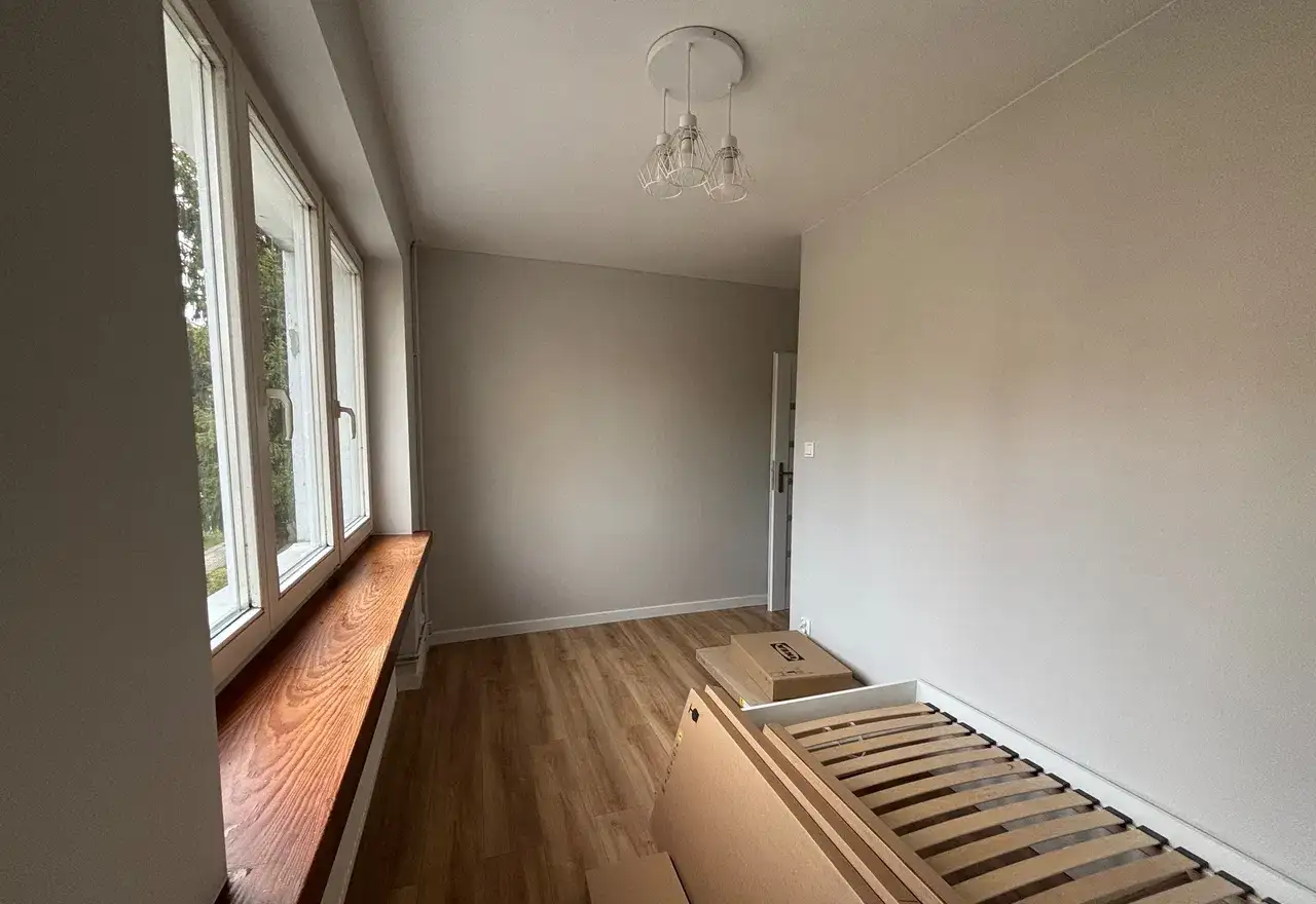 Wynajmę mieszkanie trzypokojowe róg Zemborzyckiej i Herberta - zdjęcie 6