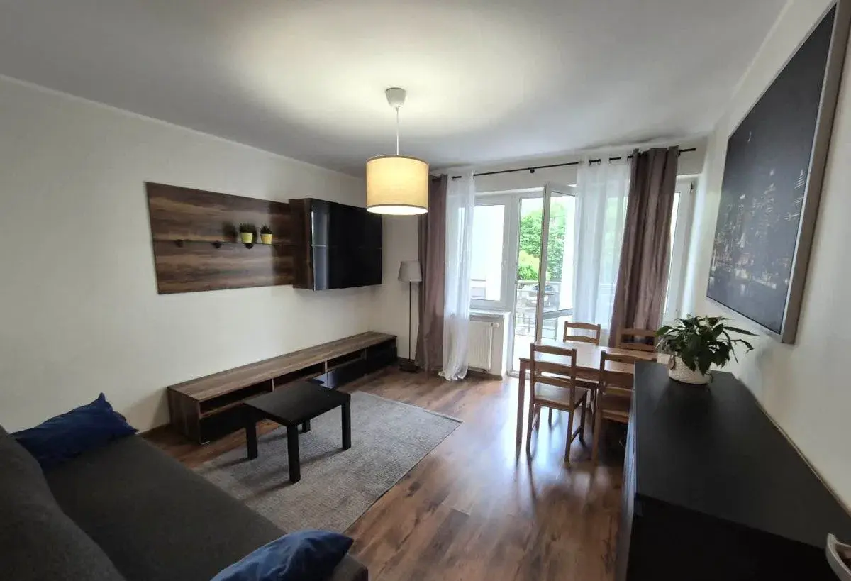 2 pokoje, mieszkanie na wynajem - ul. Artyleryjska, Szczecinek - zdjęcie 2