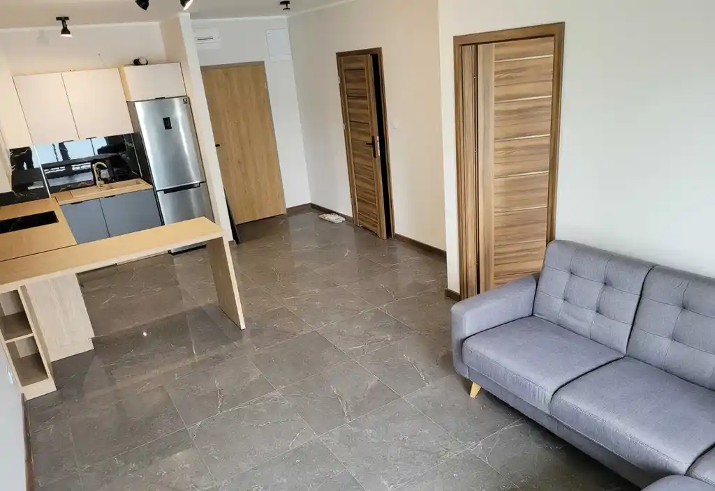 Mieszkanie 44m2, Konstruktorów 6a, komórka lokatorska, miejsce garażowe - zdjęcie 2