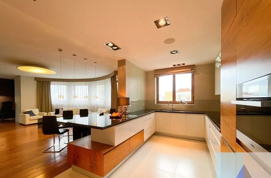 Ekskluzywny apartament, klimatyzacja, otwarta przestrzeń