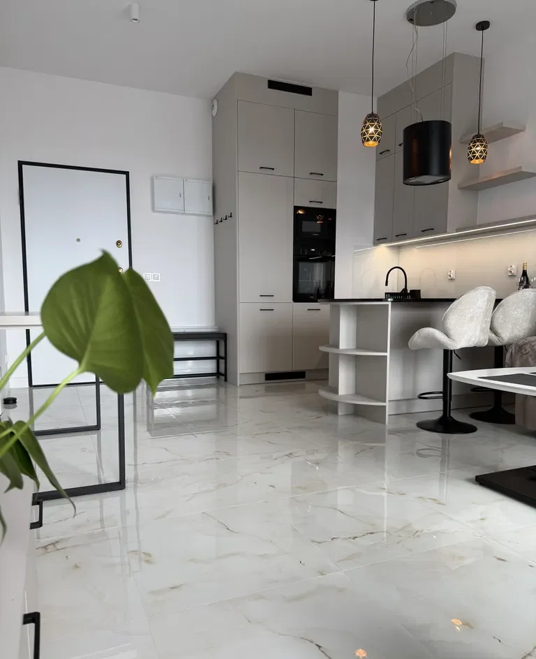 Luksusowy apartament z basenem, SPA i fitness w Warszawie - zdjęcie 2