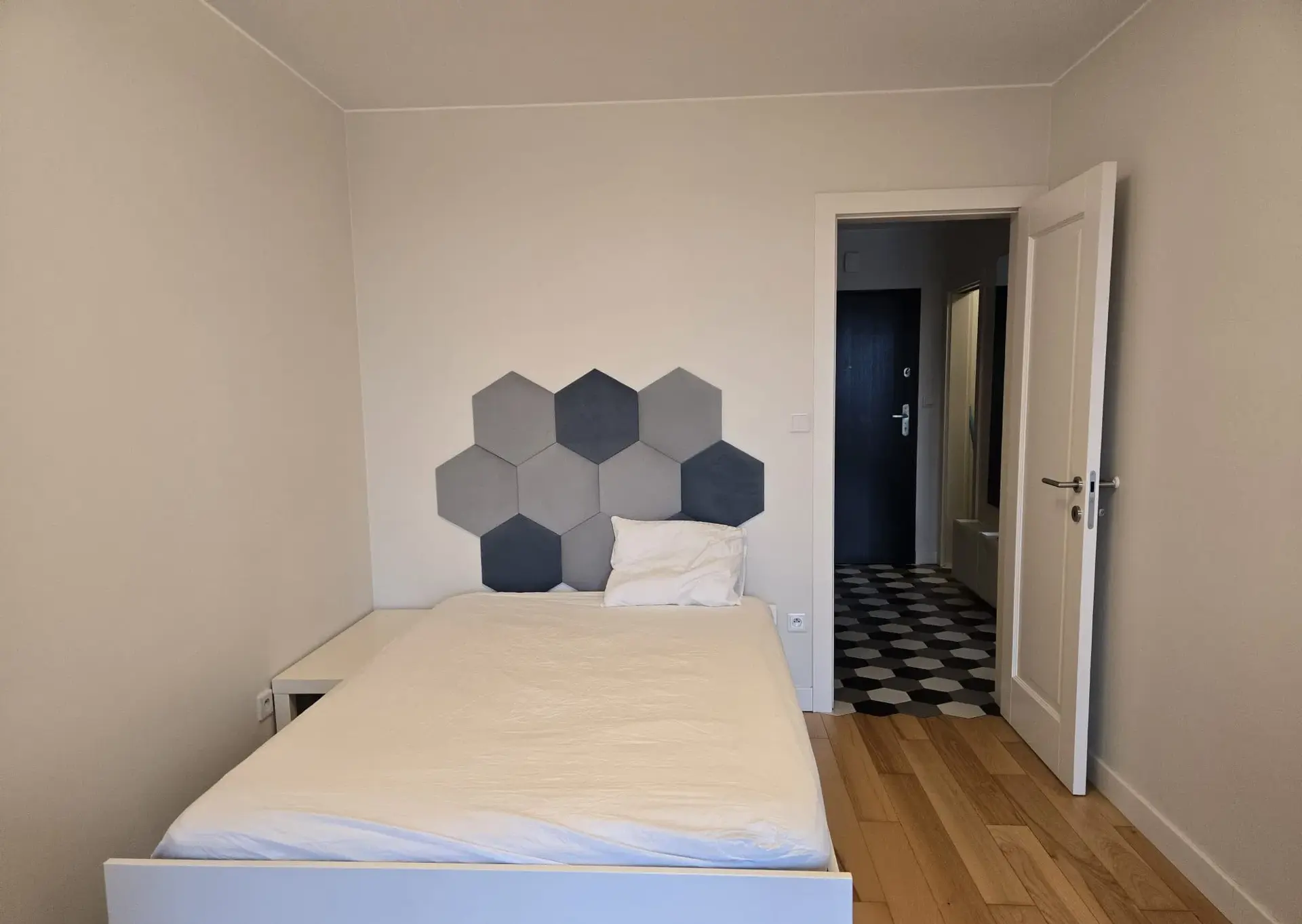 Nadwiślańska mieszkanie 2-pokojowe balkon parking widok na Wisłę klima - zdjęcie 9