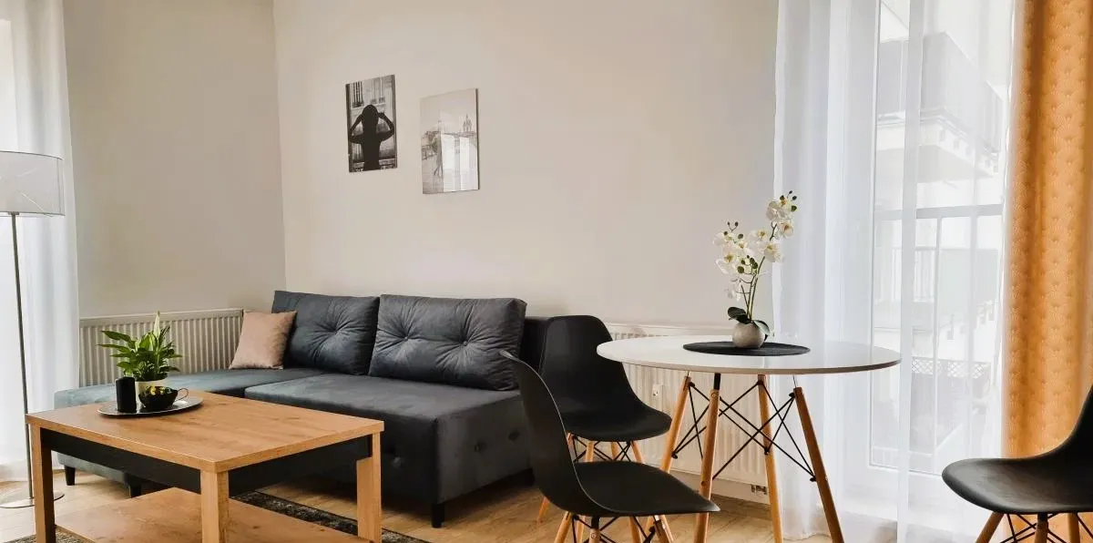 3 pokojowe 46 m2 | Długa | Rozkładowe | Od Zaraz