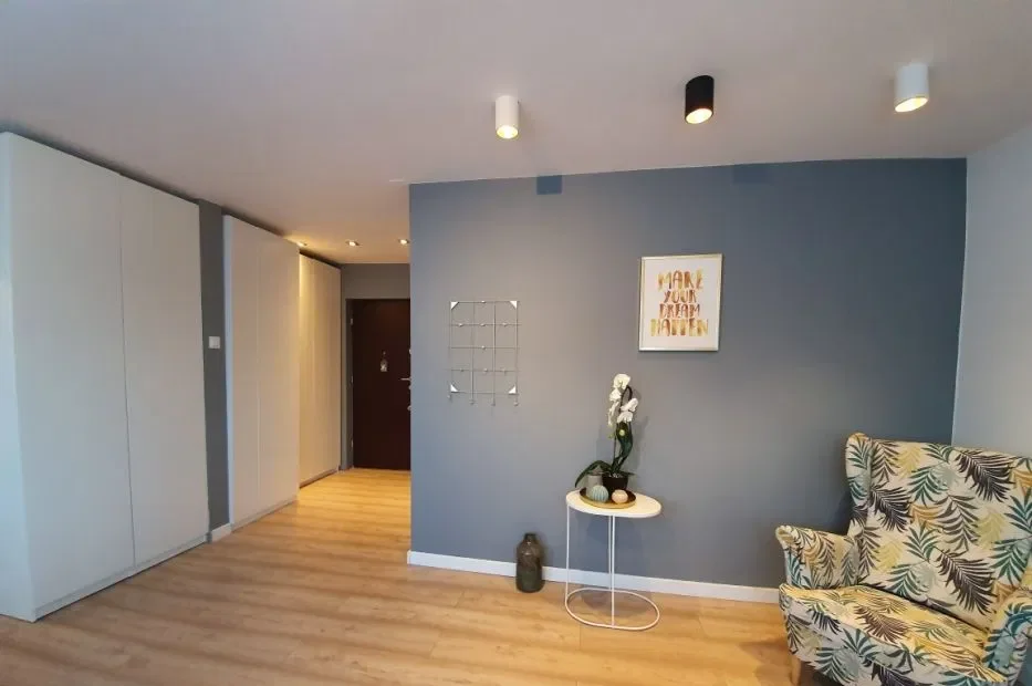 Wynajmę wyjątkowo zadbaną kawalerkę, ok.35m2,Warszawa ul Dąbrowskiej 5 - zdjęcie 3