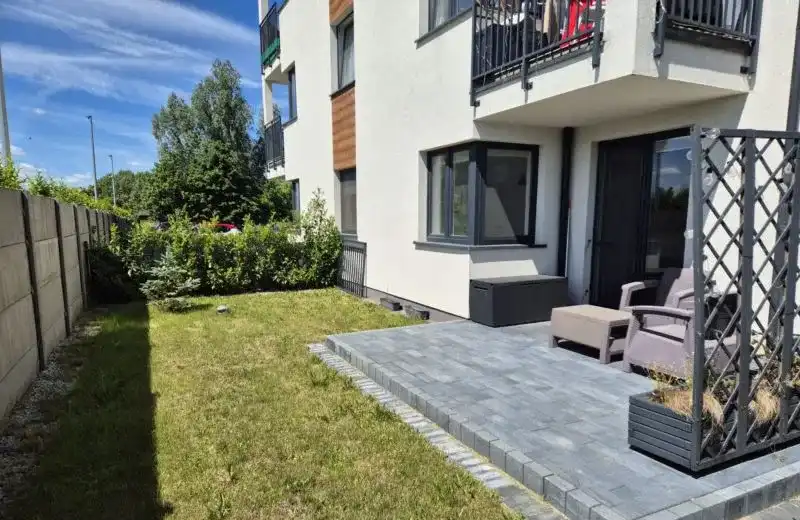 Mieszkanie 3-pokojowe z wyjściem na ogródek, parter, pow. 49 m2 - zdjęcie 3