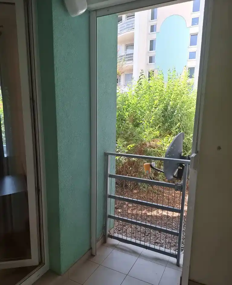 Przestronna kawalerka na Naramowicac - zdjęcie 5