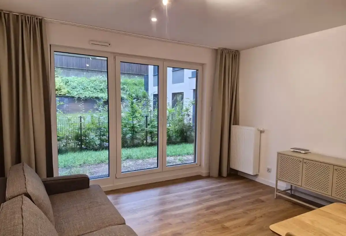 3 oddzielne pokoje | 64 m2 | osobna kuchnia | Bez prowizji - zdjęcie 2
