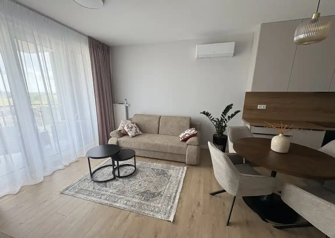 Mieszkanie 48.4m², 2 pokoje, duży balkon, 10. piętro, świetny dojazd do Warszawy - zdjęcie 8