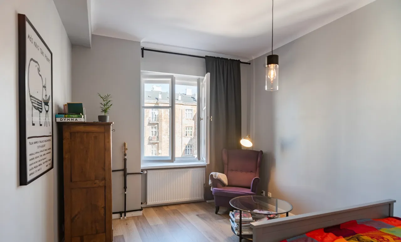 Nowoczesny apartament w sercu Warszawy z darmowym parkingiem - zdjęcie 10