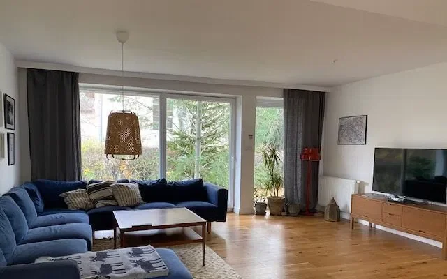 Exclusive House In OporÓw