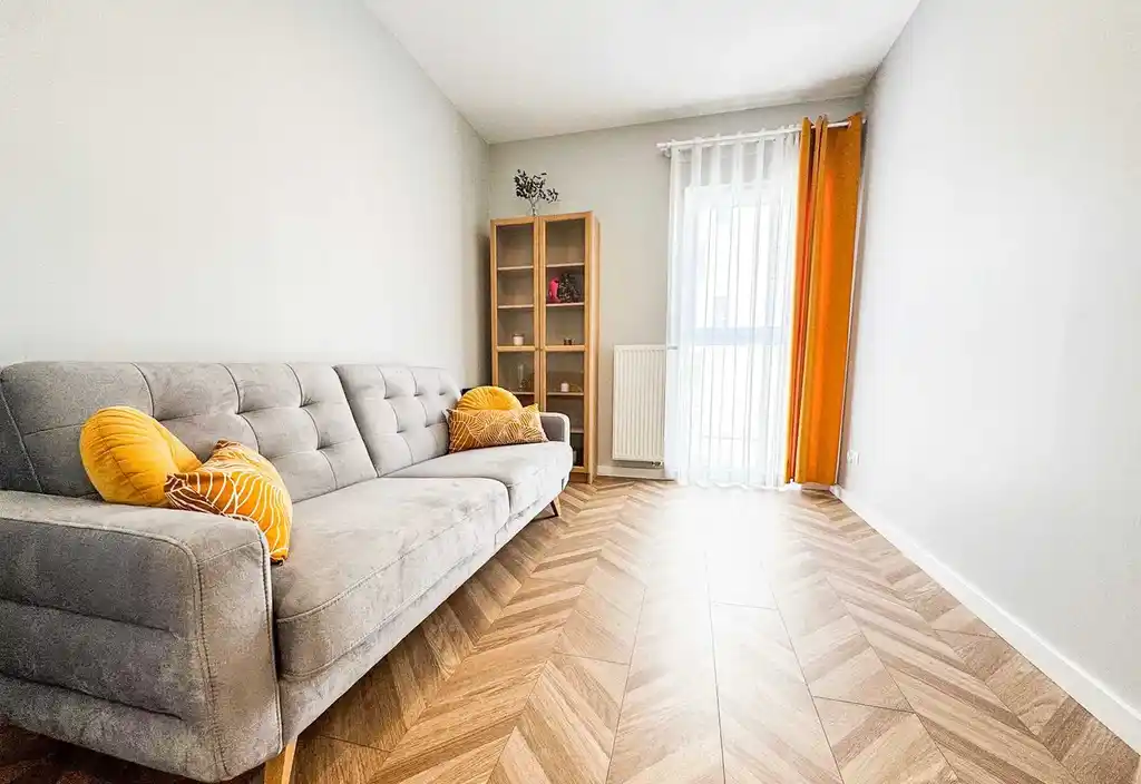 Piękne, w pełni umeblowane, z dwoma garażami i piwnicą, bez prowizji - zdjęcie 7