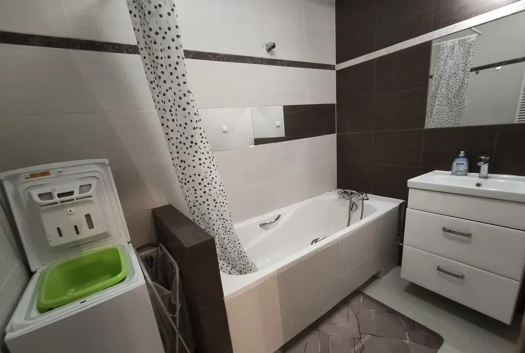 Mieszkanie 3 pokojowe z salonem, balkonem i garażem w nowoczesnym wieżowcu na Woli - zdjęcie 9
