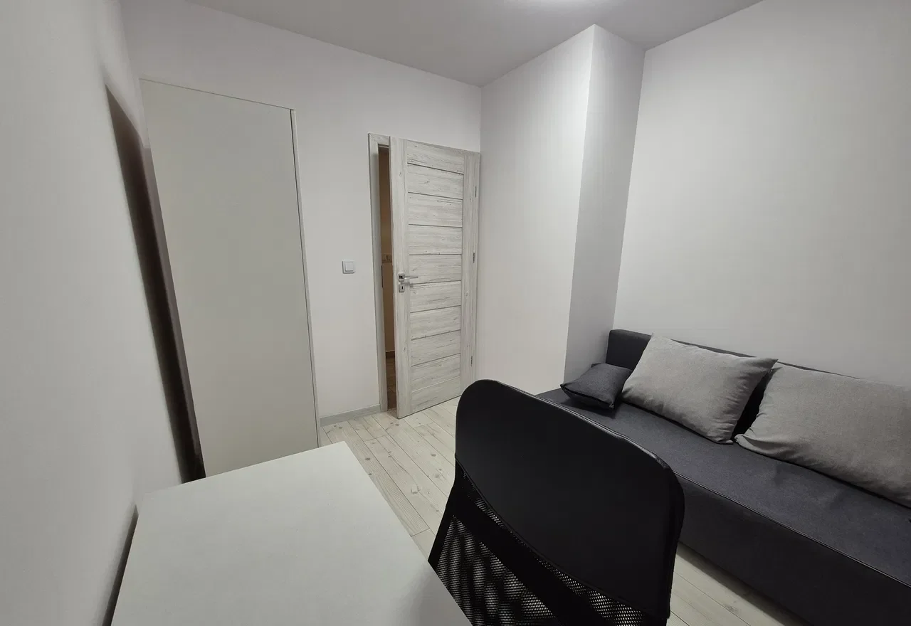 Pokój z balkonem w mieszkaniu na Czyżynach +?garaż - zdjęcie 2