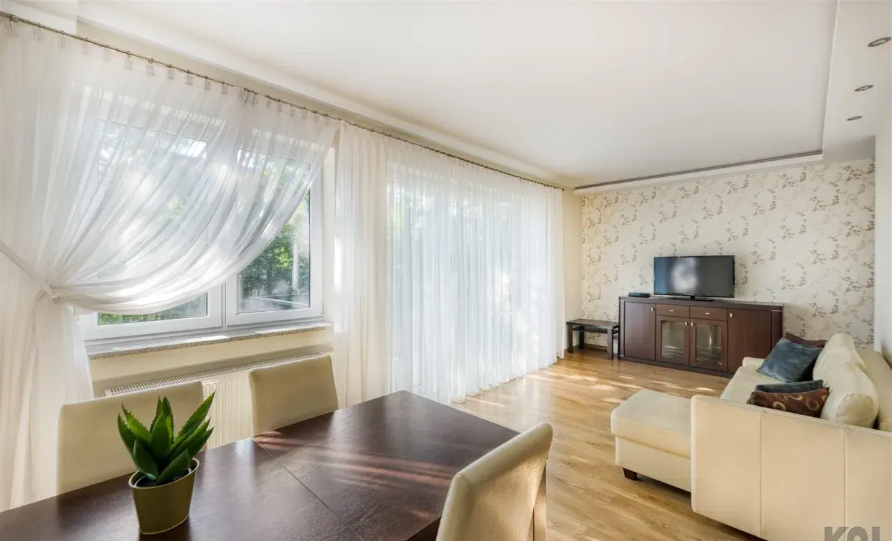 Atrakcyjny apartament na Radogoszczu - zdjęcie 6