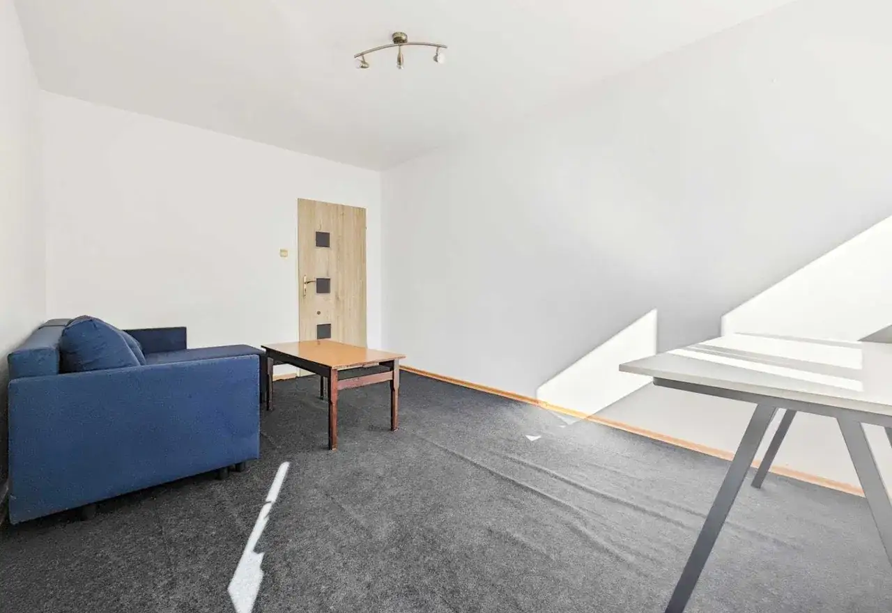 Mieszkanie 3 pokoje blisko uczelni, z windą - zdjęcie 2