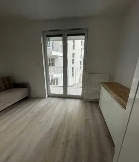 Wynajmę bezpośrednio dwupokojowe mieszkanie 45m2 z miejscem postojowym w apartamentowcu ul. Angielska 32. - zdjęcie 4