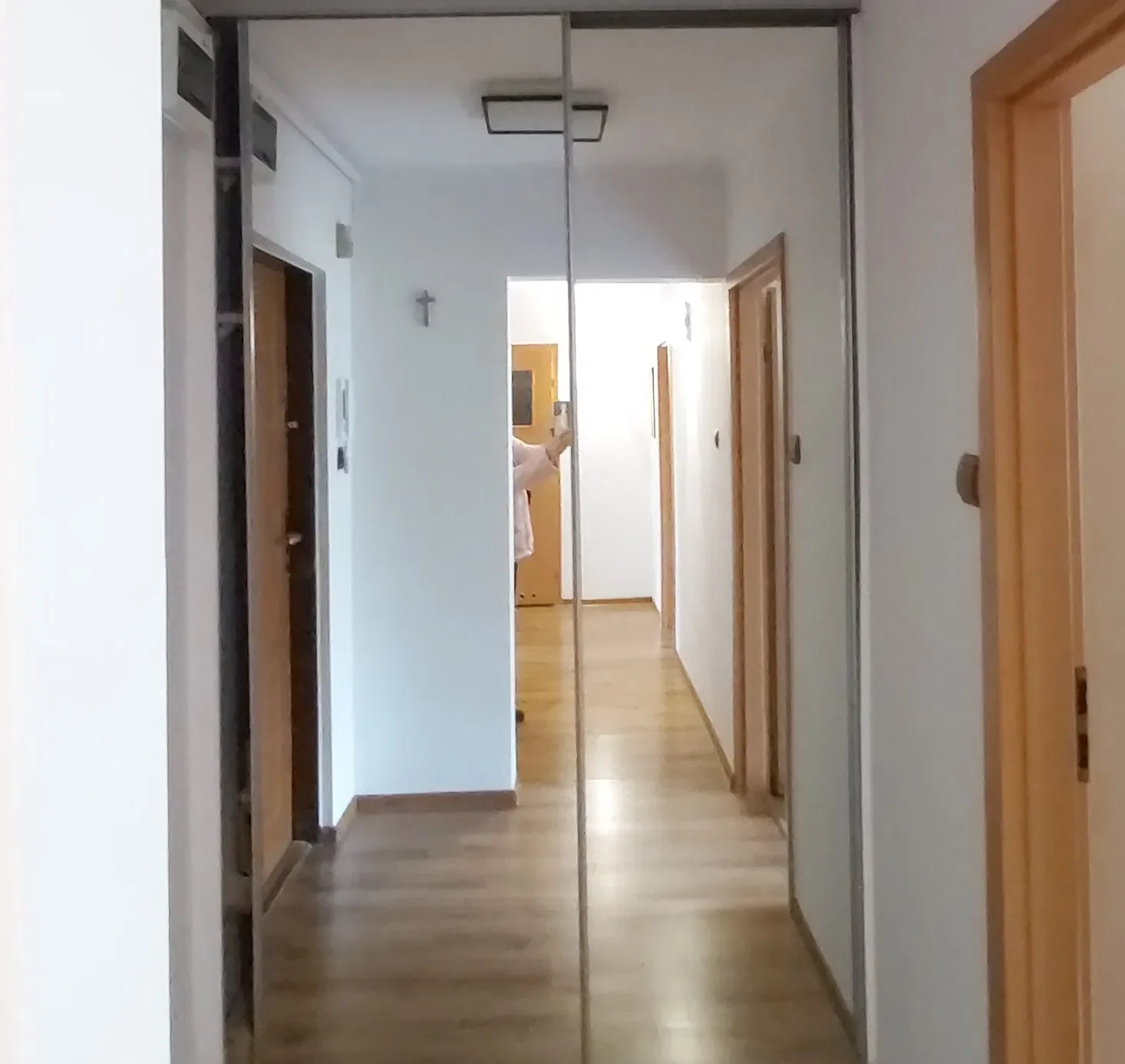Super duży pokój z balkonem, os. Przyjaźni 21, U Przyrodniczy - zdjęcie 8