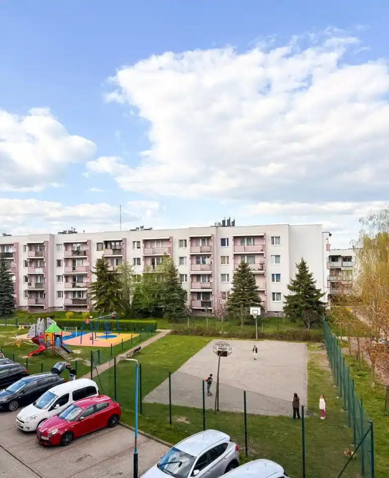 Przestronne mieszkanie 2-pokojowe z klimatyzacją w Częstochowie - zdjęcie 2