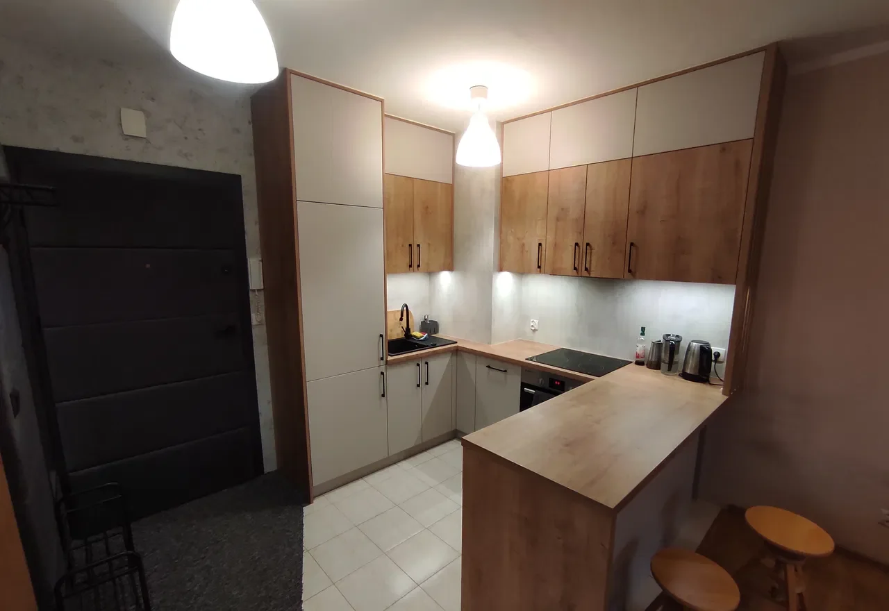 Mieszkanie 2-pok. w całości umeblowane, wyposażone/duży balkon/parking - zdjęcie 8