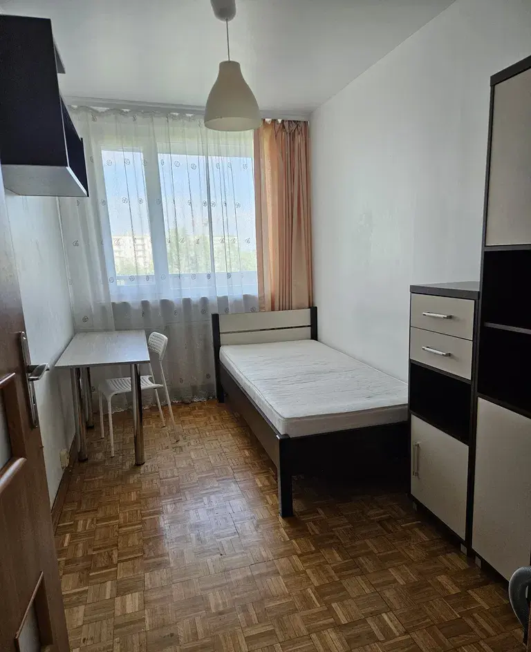 Na wynajem pokój 10 m² w świetnej lokalizacji | Gaj | Krynicka