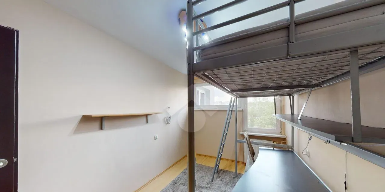 Przestronne, czteropokojowe mieszkanie z balkonem i piwnicą - zdjęcie 10