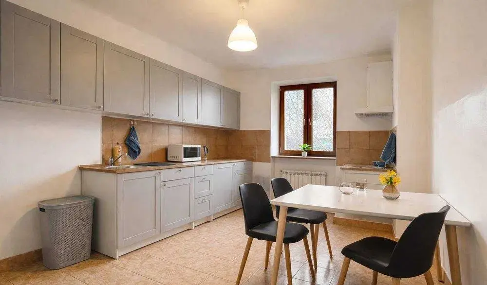 750 злотых месяц проживания- Новое общежитие Варшава! Hostel! RU/UA - zdjęcie 2
