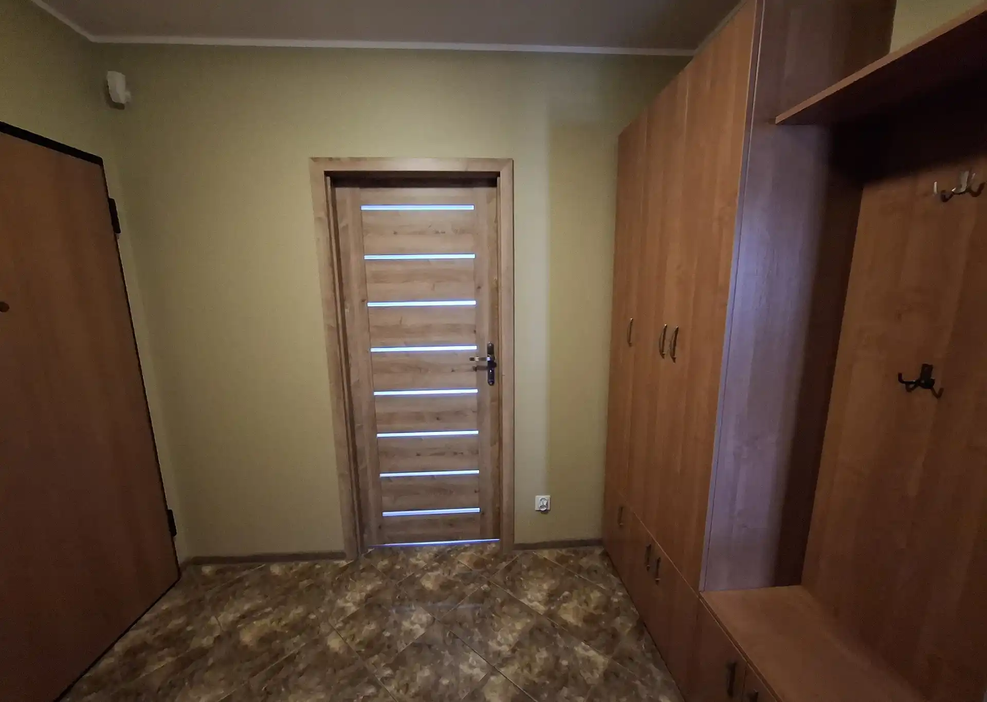 Mieszkanie 2 pokoje 55m2 z balkonem oraz miejsce parkingowe - zdjęcie 9